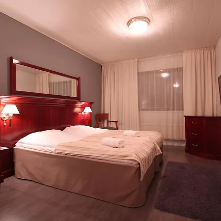 ホテリ ユッサン トゥパ エノンテキエ